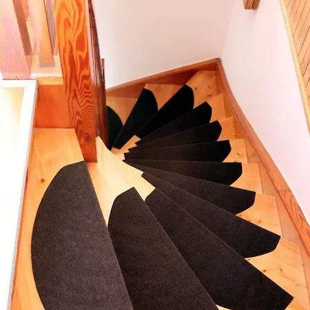 Apartma Lipa *