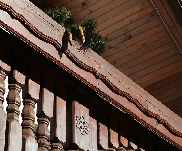 Apartma Lipa * מויסטראנה